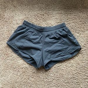 Lululemon Hotty Hot Short 2.5”